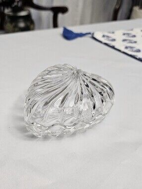 Vintage Mikasa Clear Crystal Heart Shaped Lidded Trinket Box
